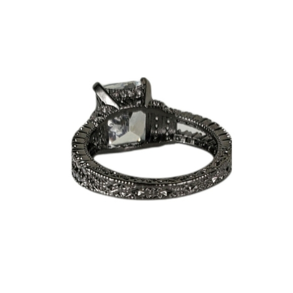 Sterling Silver Gunmetal Black Engagement Ring - Picture 9 of 9